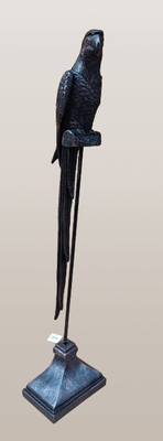 Figura loro en pedestal resina. Ref 50081. 90,5x20,5x15,5