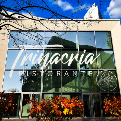 RISTORANTE TRINACRIA, Fassadenbeklebung