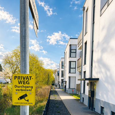 HAUSVERWALTUNG ZENTRAL HESSEN, Schild