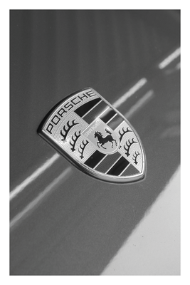 Autohaus Cars & More Sachsenheimer GmbH Porsche Logo Schwarz Weiß