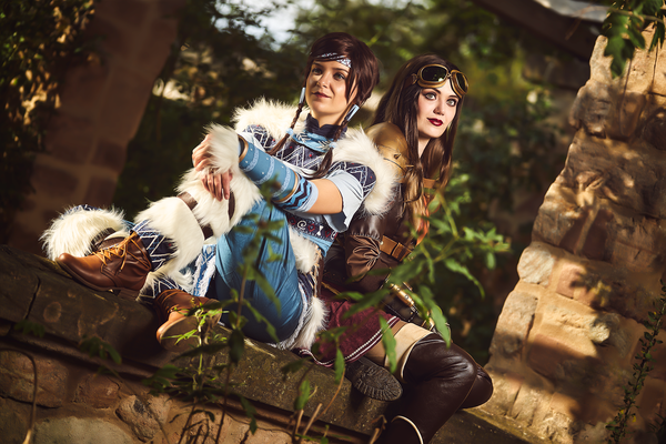 Asami, The legend of Korra Cosplay Asami: Krystl Cosplay Korra: Hummel Cosplay Photo: Wichteli's Wonderland Design: Hannah Alexander