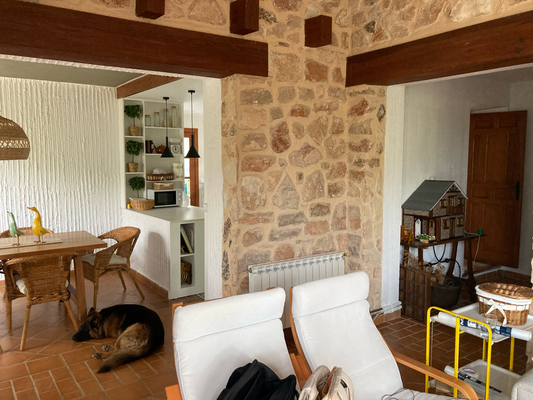 Estado: Reformado. Vista desde el salón a comedor, cocina y distribuidor.