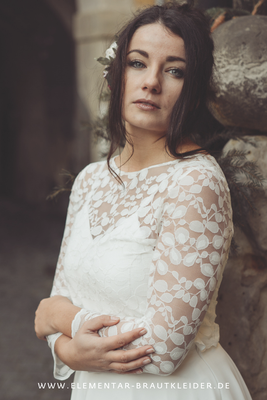 Spitzentop für deine Hochzeit im Boho Stil - elementar Brautkleider