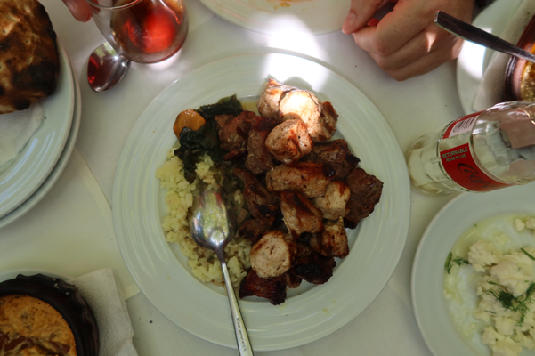 Wenig Reis und gaaanz viel Fleisch.