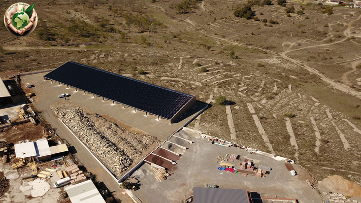 hangar photovoltaique Ardèche sur la commune Lablachère 07230 Eco Solution Energie