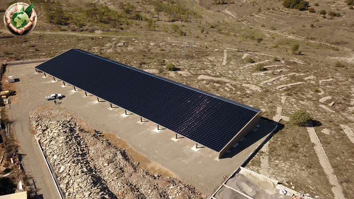 hangar photovoltaique Ardèche sur la commune Lablachère 07230 Eco Solution Energie