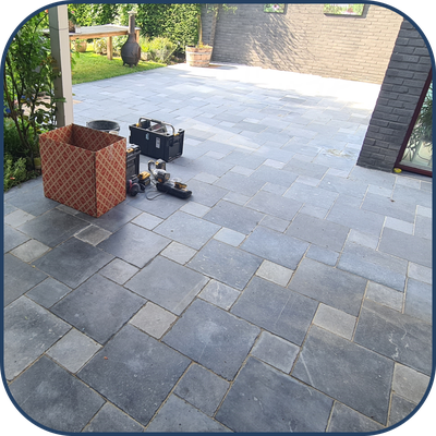 BTK Tegelzetters Venlo - restauratie natuursteen terras te Maastricht