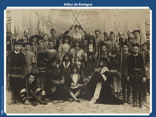 La copie, la reproduction de cette image est soumise à l'autorisation de l'Association Amicale des anciens de Saint-Jo Caen