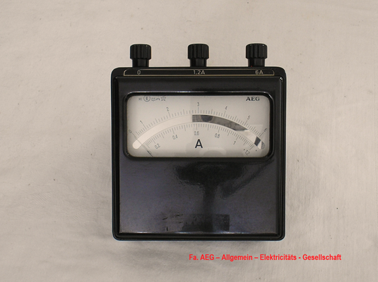 Bild 595 - Fa. AEG – Allgemeine – Elekticitäts - Gesellschaft. - Labor Ampere Meter Gleichstrom - Kl. 0,5 % - bis 6,0 Ampere - Fertigungsjahr ca. 1950