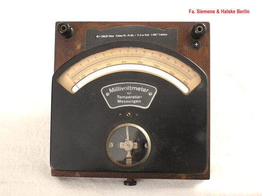 Bild 545 - Fa. Simes & Halske Berlin - Millivoltmeter für Thermospannungen bis 1 600 ° Celsius - Fertigungsjahr ca. 1920