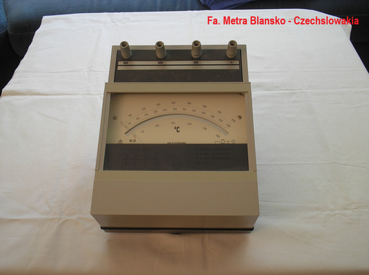 Bild 326 - Präzisions Millivoltmeter geeicht in ° Celsius  Metra Blansko Czechslowakia -  Fertigungsjahr 1989