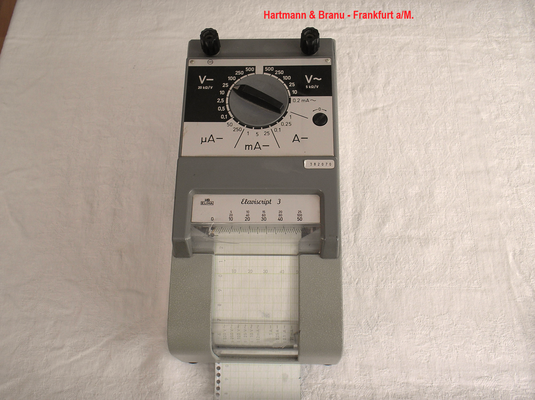 Bild 556 - Fa. Hartmann & Braun Frankfurt a/M. - Multimeter Modell  Elaviscript 3 Batteriebetrieb - Registrierer Papier - Fertigungsjahr ca. 1965