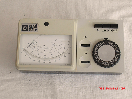 Bild 574 - VEB - Mellenbach DDR - Vielfach Messgerät Modell UNI 12 e - Fertigungsjahr   1987