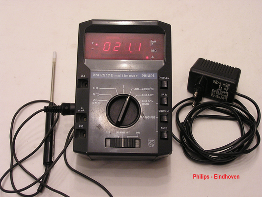 Bild 767 - Philips - Eindhoven - Multimeter Digital – Modell PM 2517 E - Fertigungsjahr 1976  