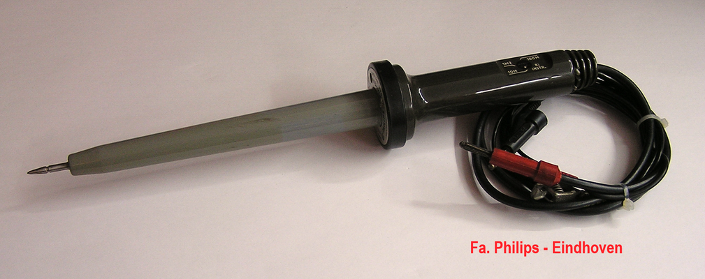Bild 0746 - Philips Einhoven - Hochspannungs Messkopf Modell PM 9246/02 - 30 k Volt " –, ꞊꞊ " - Fertigungsjahr 1976