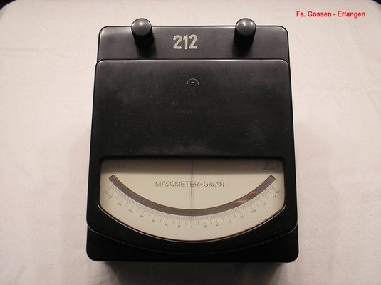 Bild 505 - Fa. Gossen - Erlangen - Labor Messgeräte Mavometer Gigant Typ. 1  mit Vor u. Nebenwiderstände - Fertigungsjahr ca. 1950