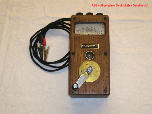 Bild 477 - Fa- AEG - Allgemeine - Elektricitäts - Gesellschaft - Berlin - Isolationsmesser / Voltmeter Gleichstrom - Fertigungsjahr  1928