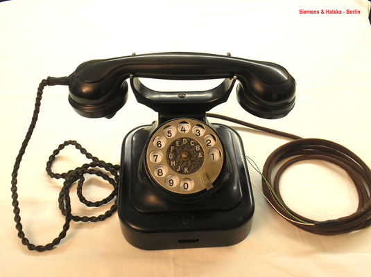 Bild 374-2 - Telefon W 28 Modell 26 - Fa. Siemens & Halske Berlin - Fertigungsjahr 1928