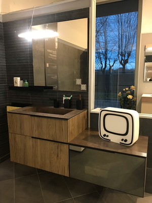 PUNTOTRE Mobile Vertigo Cm.150x51 H.60 e H.36 Polimero Dark Rockford +Vetro Specchio Fumè