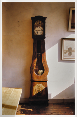 Die alte Standuhr