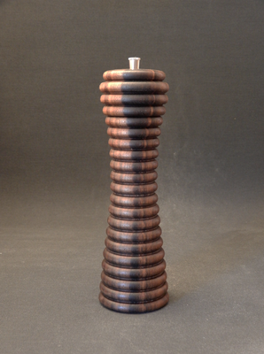 Pfeffer/Stahl,   Schwarznuss,   ca. 7 x 24 cm,   CHF 95.-