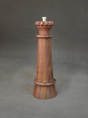 Pfeffer/Stahl, Schwarznuss, ca. 7 x 22 cm, CHF 115.-, Lieferbar