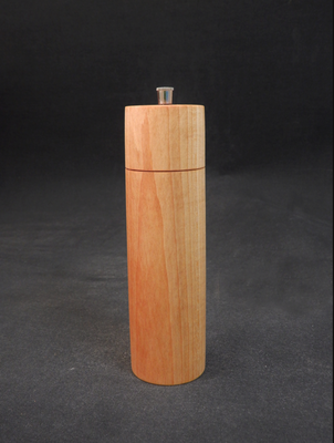 Pfeffer/Stahl, Kirschbaum, ca. 5,5 x 20 cm, CHF 80.-, Lieferbar