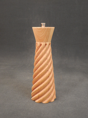 Pfeffer / Stahl, Kirschbaum, ca. 7,5 x 21,5 cm, CHF 120.-