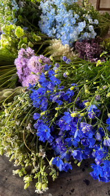 4月flower lesson/青花のいけ込み