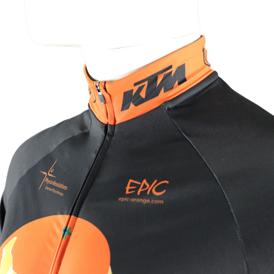 Custom design Roubaix thermal race jacket high collar and full-length zip for ventilation and temperature control.