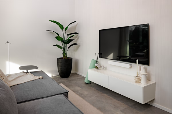 Roompot opent luxe adults-only retreat: Marber Veluwe tv
