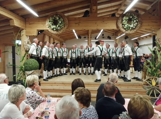 27. September: Mit echter Volksmusik in den Herbst - Männergesangsverein Oberperfuss