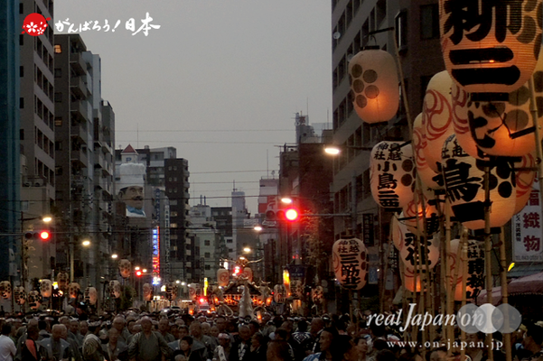 〈鳥越祭り〉本社神輿・宮入道中 @2013.06.09