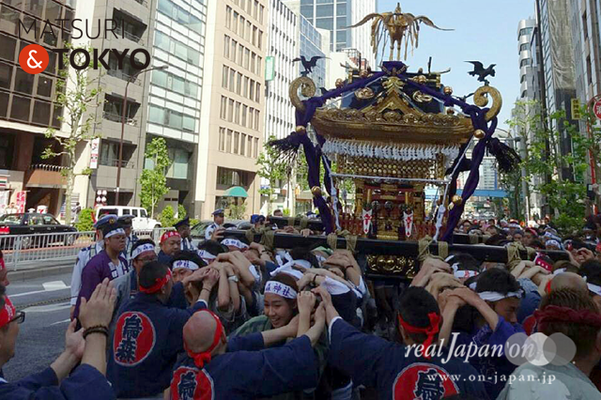 〈烏森神社例大祭〉2016.05.05 ©real Japan'on!（ksm16-009)