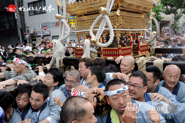 〈鳥越祭り〉菊屋橋・本社神輿渡御 @2013.06.09