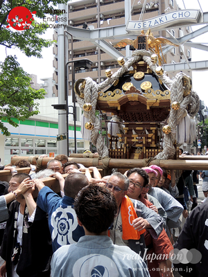 「縣睦 (神奈川県神輿保存会)」2016年 横浜開港祭 みこしコラボレーション_YH16_082