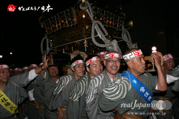 〈鳥越祭り〉本社神輿・宮入道中【睦】 @2013.06.09