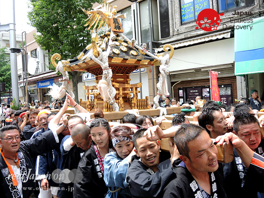 「辰神會」2016年 横浜開港祭 みこしコラボレーション_YH16_060