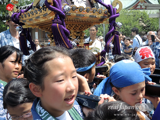 亀戸天神社例大祭：十三番〈緑一天神講〉子供神輿　2014.08.24　Ⓒreal Japan'on!：ktj14-027