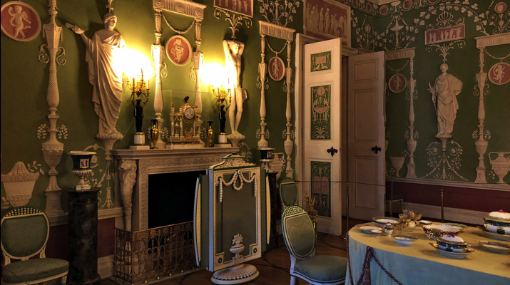 «Pushkin» '18 | Katharinenpalast: «Tafel» im grünen Salon.