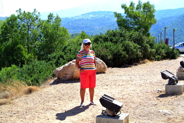 Rhodos '13 | «Kritinia Castle»: An einem Berghang in 270 m Höhe, ca. 5 km von Kamiros Skala entfernt.