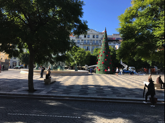 Lissabon '16 | Der «Rossio», offiziell «Praça de D. Pedro IV», ist neben der «Praça da Figueira» einer der 3 wichtigsten innerstädtischen Plätze Lissabons.