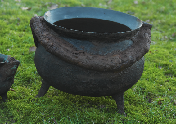 middeleeuwse bronzen grape