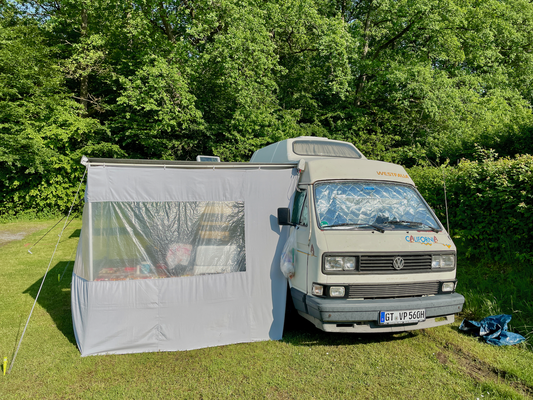 T3 mit Westfalia Hochdach.