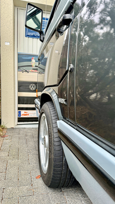 Linke Seite. 