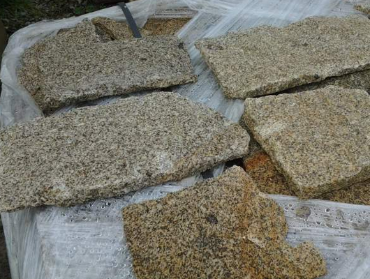 placage parement moellon pierre granit 