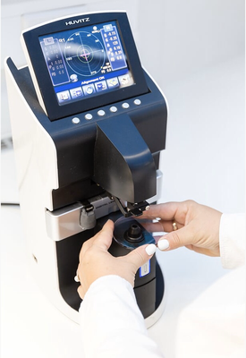 Werkstatt Gläser bei Optik Huber