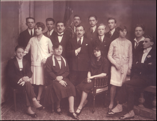 Le cercle " Les Déportés Patries " vers 1925 (voir ci-dessous)