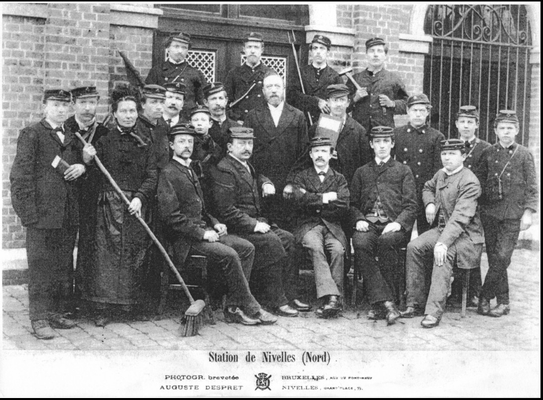 Le personnel de la gare de Nivelles-Nord à la fin du XIXe siècle