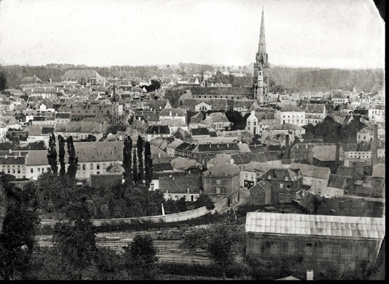 Panorama vu du Mont-Saint-Roch